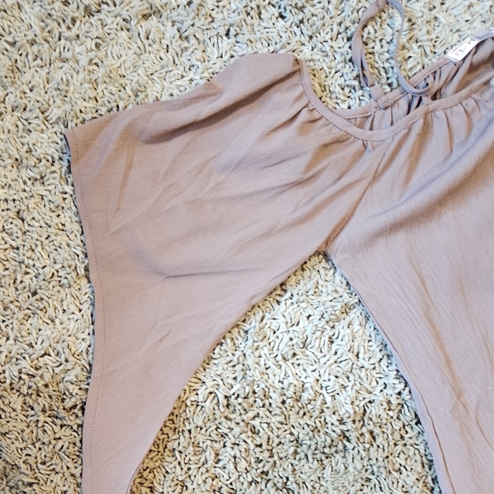*EUC* Summer, Flowy Off The Shoulder Asymmetrical Blouse - Picture 13 of 13